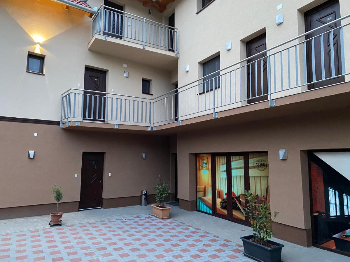 Termal Apartmanhaz Veresegyhaz Exterior photo